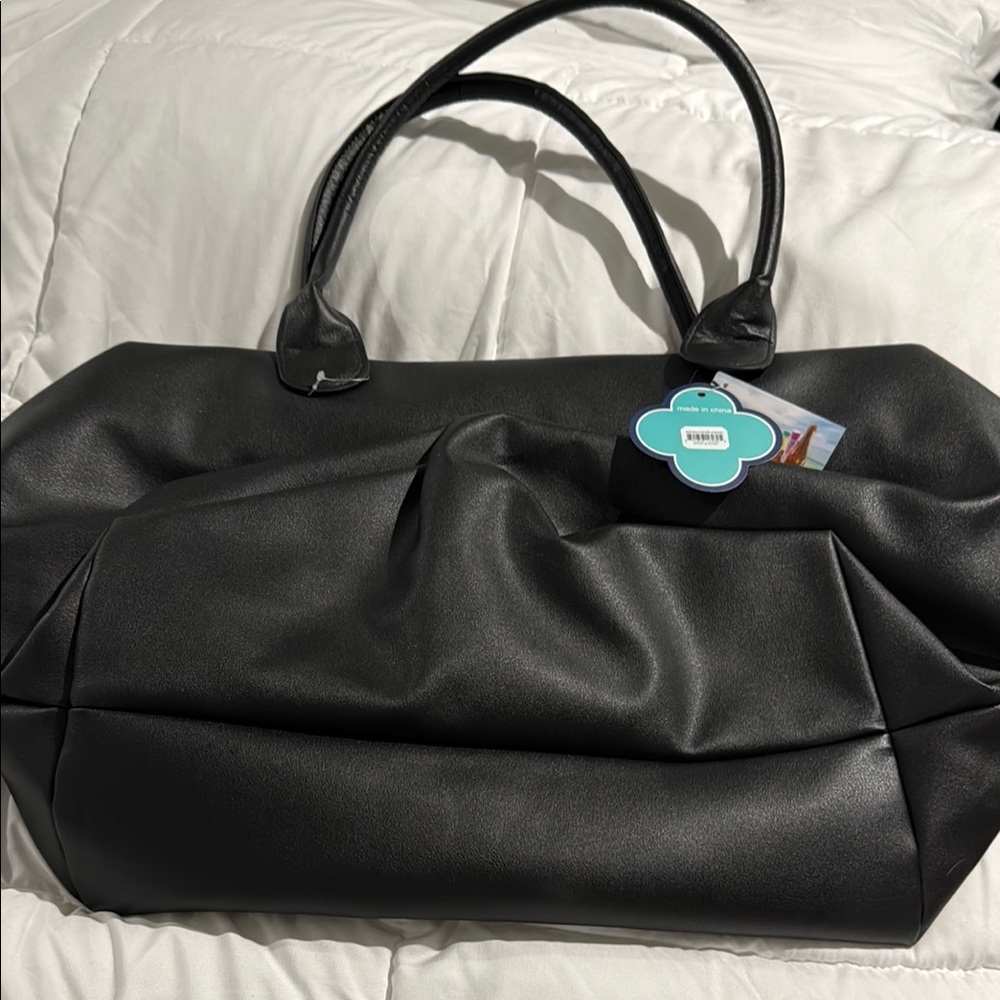 Simply Southern Black Tote Bag with Sleek Design
